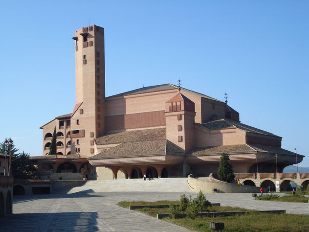 otra vista del santuario