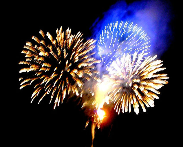 FUEGOS ARTIFICIALES  003