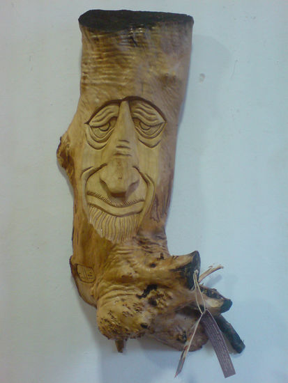 Aburrimiento. Wood Figurative