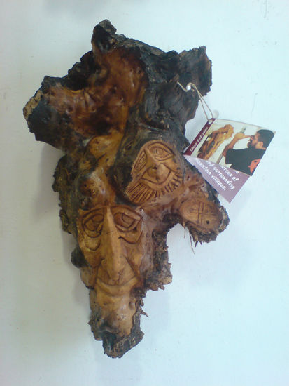 Hasta siempre. Wood Figurative