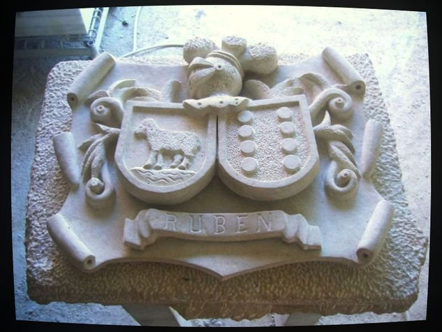 Escudo heraldico.. Stone Mixed