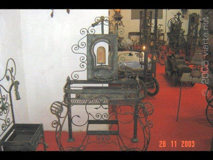 Escoltura unica de...