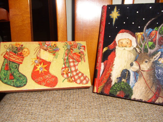 CAJAS VARIAS