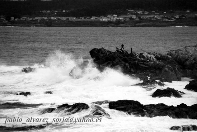 COSTA CON PESCADORES 