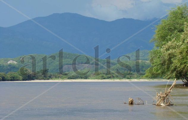 Paisaje del río Magdalena. Gramalotal Cundinamarca Nature Color (Digital)