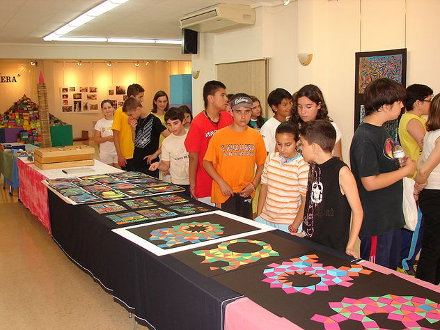 panorámica expo geometria, collage y volúmen