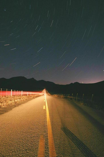 VIAJE A LAS ESTRELLAS Otras temáticas Color (Química)