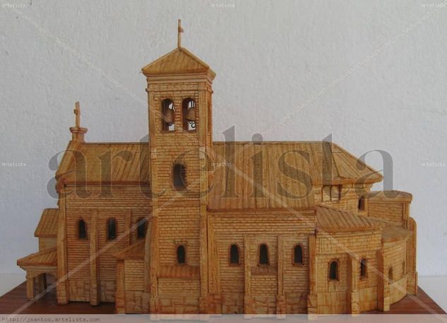 IGLESIA DE VILLA CARLOS PAZ Madera Figurativa