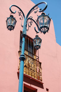 Balcón y Farola