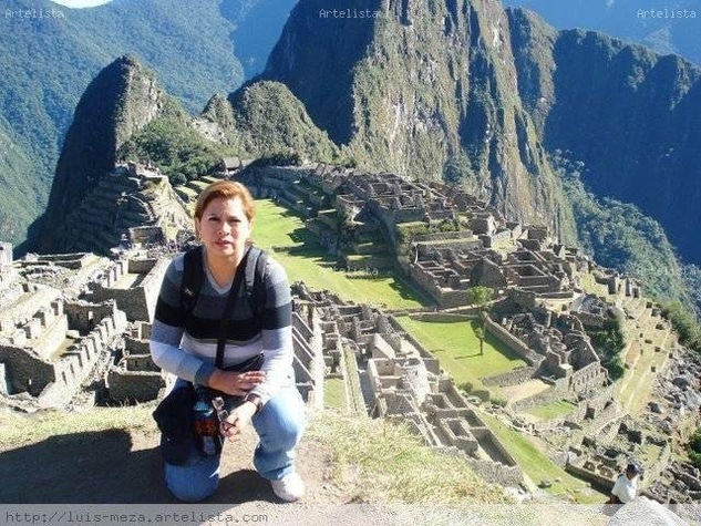 Jugadora en Machupicchu Fotoperiodismo y documental Color (Digital)