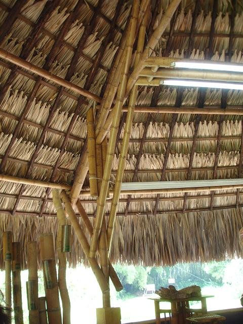 Estructura De Kiosko En Guadua