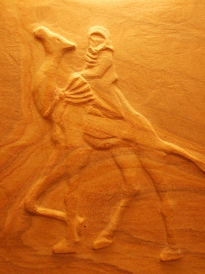 Tuareg atraviesa tormenta de arena Marble Figurative