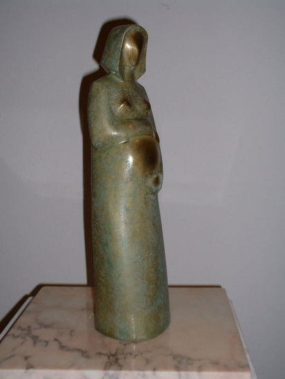 enbarasada Bronce Figurativa