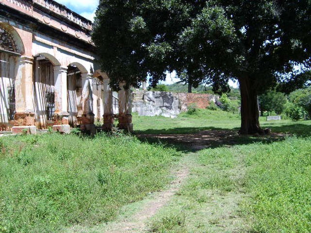 HACIENDA FABRICA DE HILADOS Y TEJIDOS LA PROVIDENCIA Photojournalism and Documentary Color (Digital)