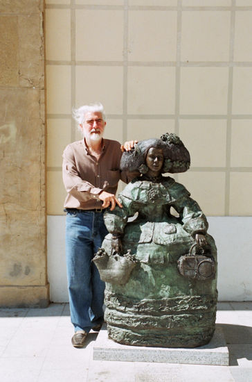 HIDALGO con la Menina en VÊLEZ. Bronze Figurative