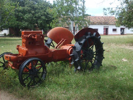 Tractor agricola