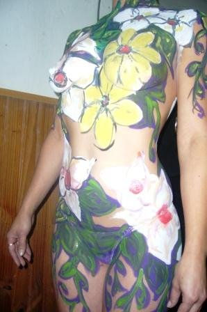 BODY PAINTING