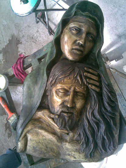 PIEDAD Cerámica Figurativa