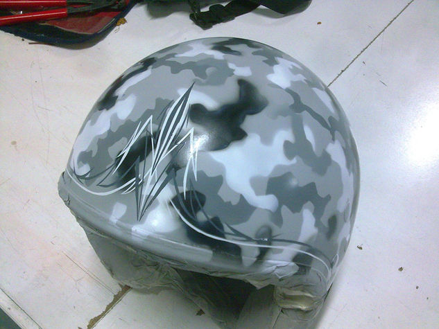 casco camuflaje 