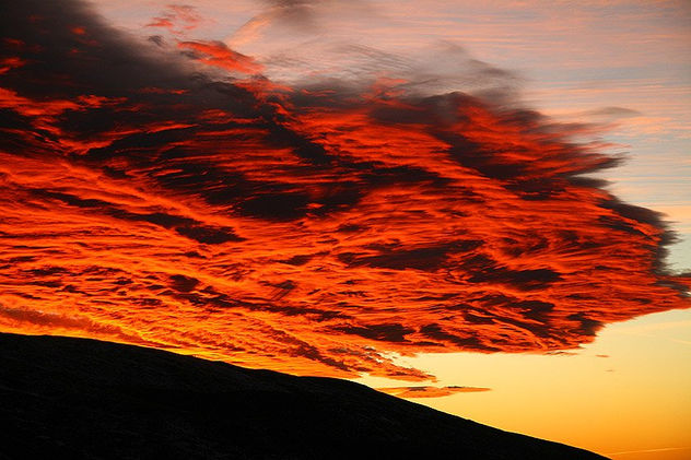 Atardecer sobre la loma de Dílar