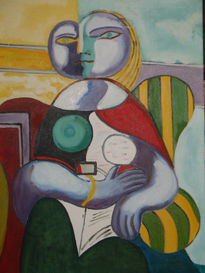 Mujer en sillon verde