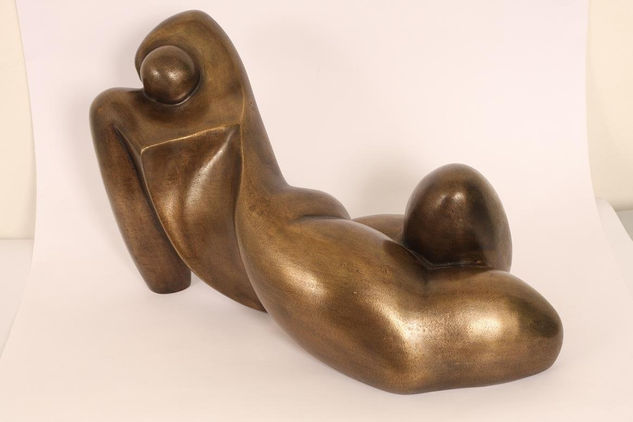 Mujer Helicoidal Bronze Figurative