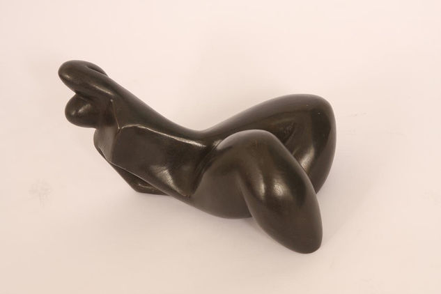 Mujer Reclinada Bronze Figurative