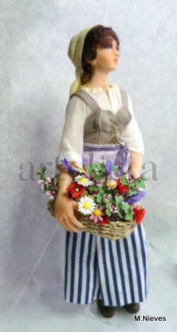 Muchacha de las flores Pottery Figurative