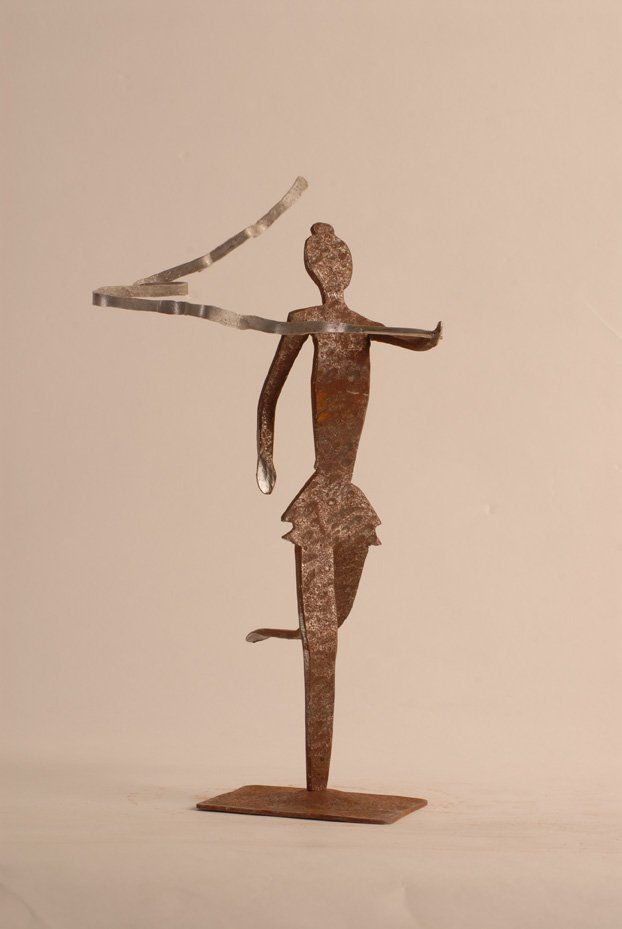 DANZANDO CON CINTA