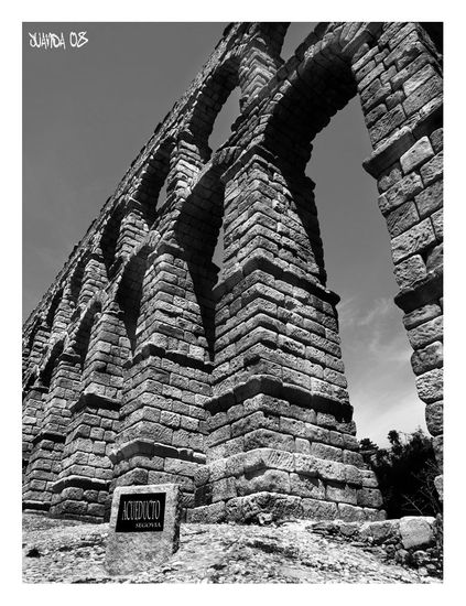 Acueducto de Segovia Arquitectura e interiorismo Blanco y Negro (Digital)