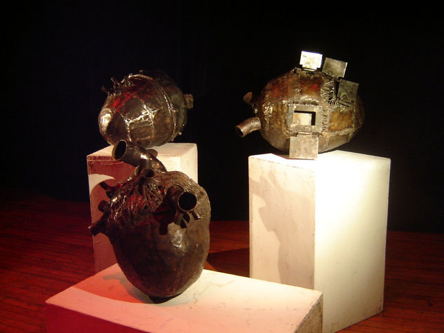 "EL CORAZON DE JULIETA" Metal Figurativa