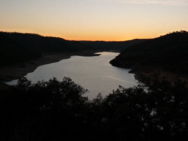 Puesta de sol sobre el Tajo 