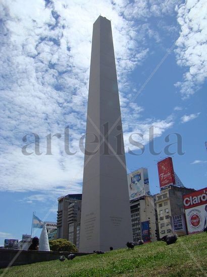 Palomas junto al Obelisco en Buenos Aires - Argentina Viajes Color (Digital)