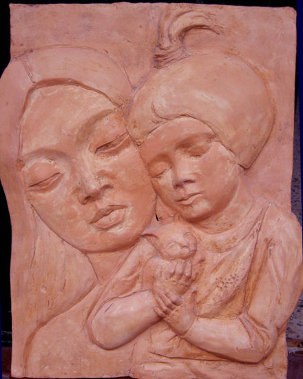 MATERNIDAD Terracota Figurativa