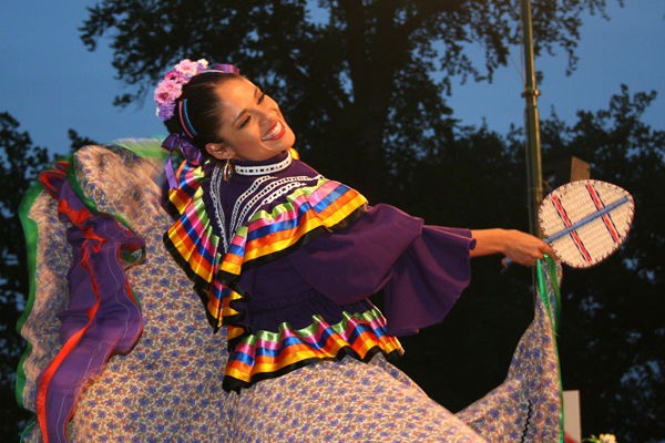 Ballet Folclórico de Guadalajara (1) 