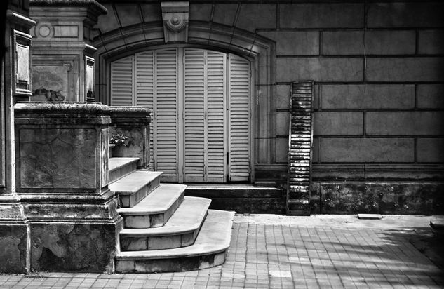 Casona Architecture and Interiorism Black and White (Digital)