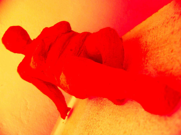 mujer en greda