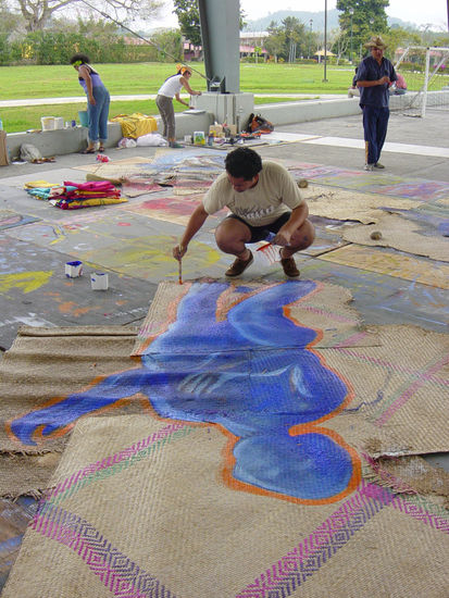 PINTANDO EN EL NICHO DE LA MUSICA DEL PARQUE TEMATICO DE CUMBRE TAJIN 