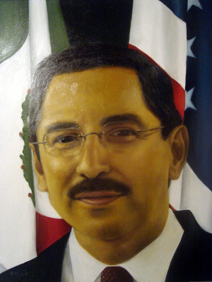 Natividad González,...