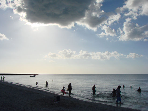 ATARDECER EN PLAYA CELESTUN 