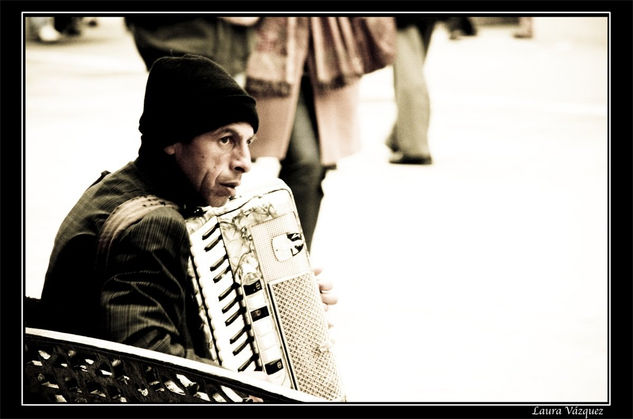 Musica callejera Portrait Color (Digital)