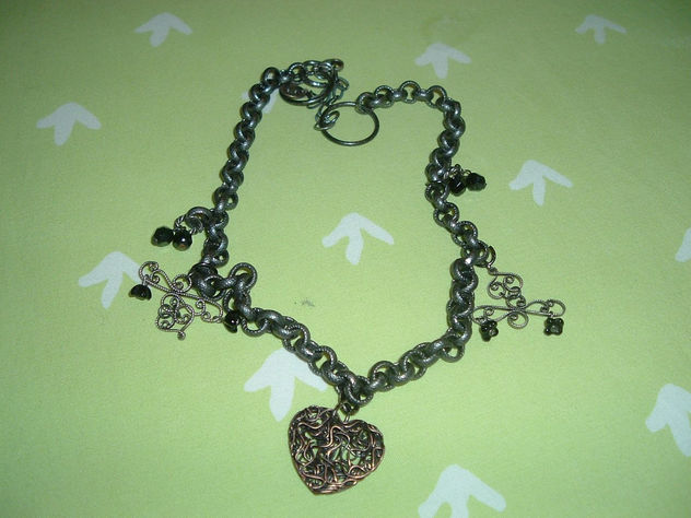 collar cortito 28