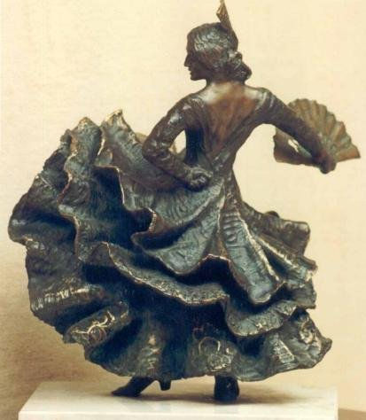 Carmen Bronce Figurativa