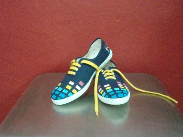 Zapatillas customizadas by Bala Roja 