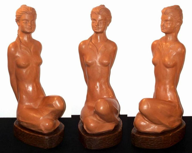 Desnudo femenino (18) Terracota Figurativa