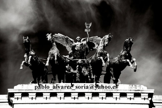 CUADRIGA DE CABALLOS