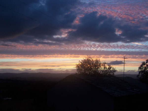 El cielo está jugando 