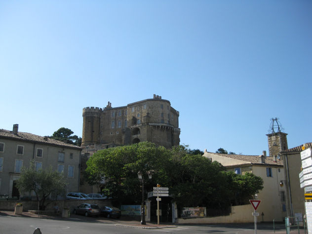 Castillo de Suze la Rousse