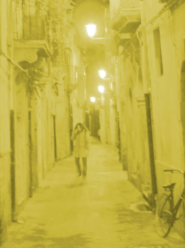Autorretrato en calle siracusana / Self protrait in a street from Siracusa