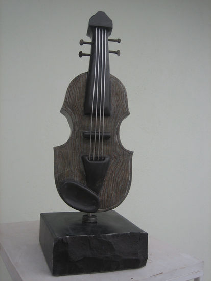 Violin Piedra Figurativa